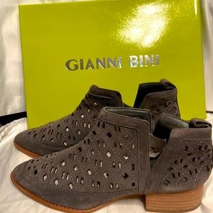 Gianni Bini Boots